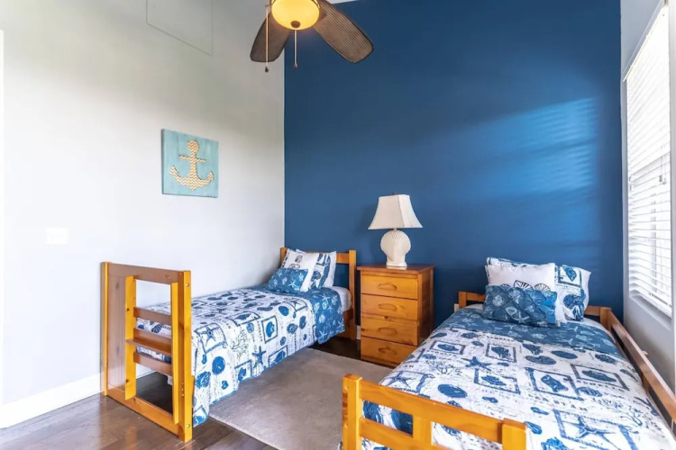 464 Little Harbor