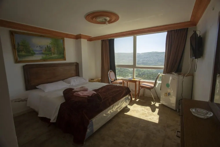 Ajloun Hotel