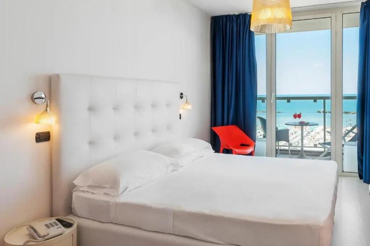 Standard Double room with balcony and with sea view