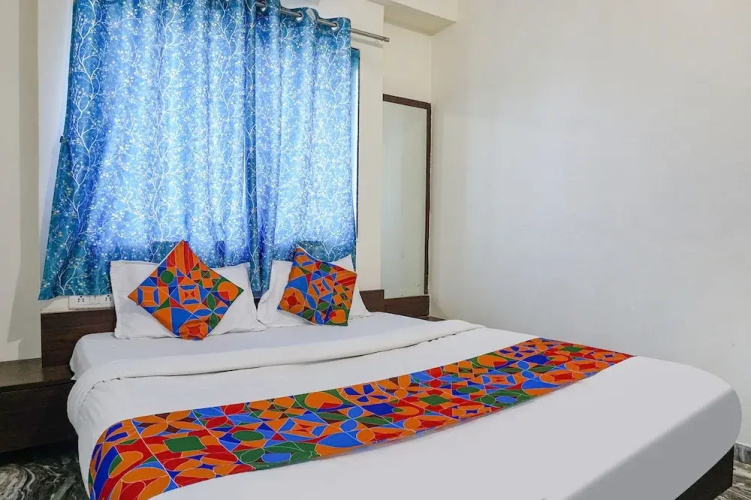 Fabhotel Gokul Lodge