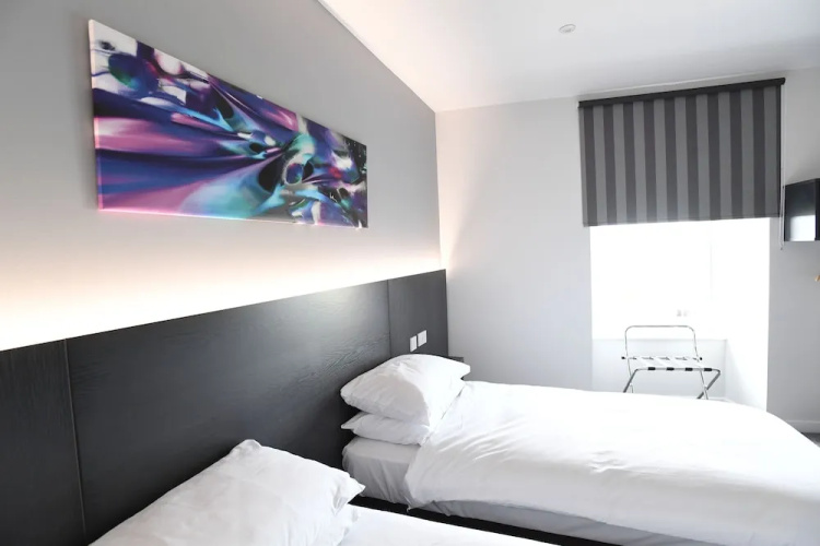 Rooms At The Railway