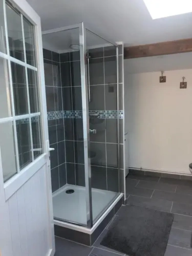 2 Bedrooms Cottage