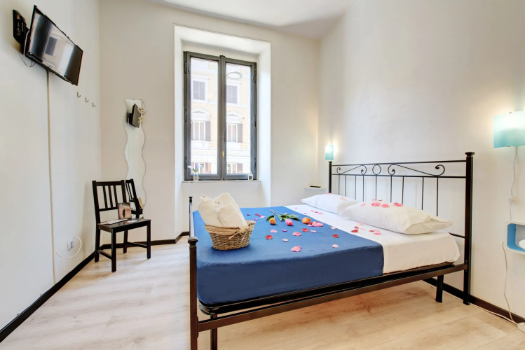 Ad Hoc Guesthouse