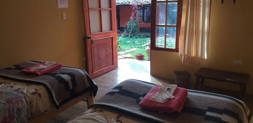 B&B Sun Gate