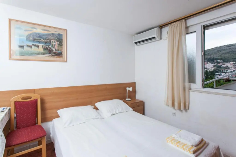 Apartments Miljak