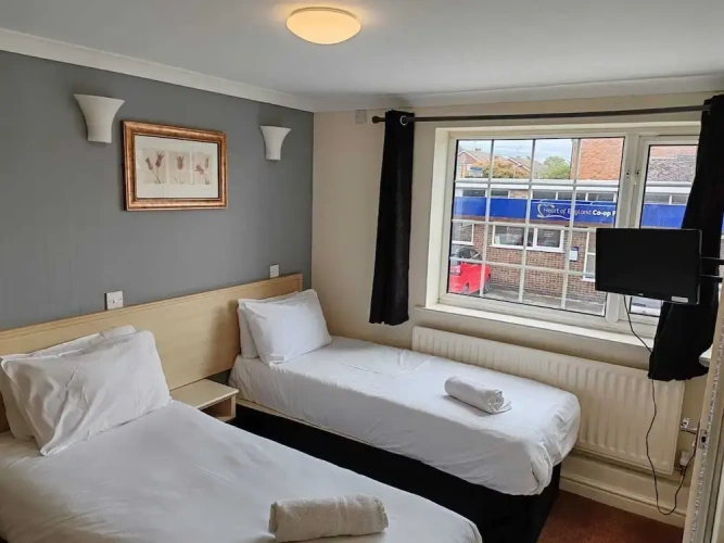Standard Twin room