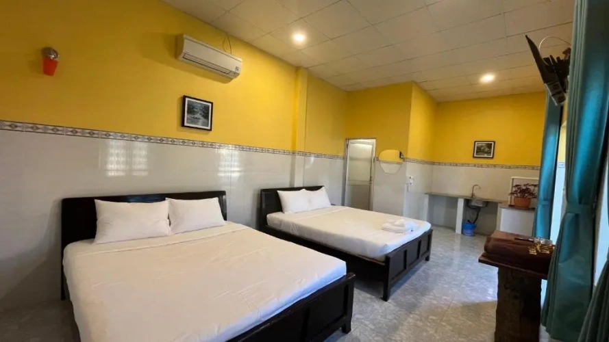Economy Quadruple room