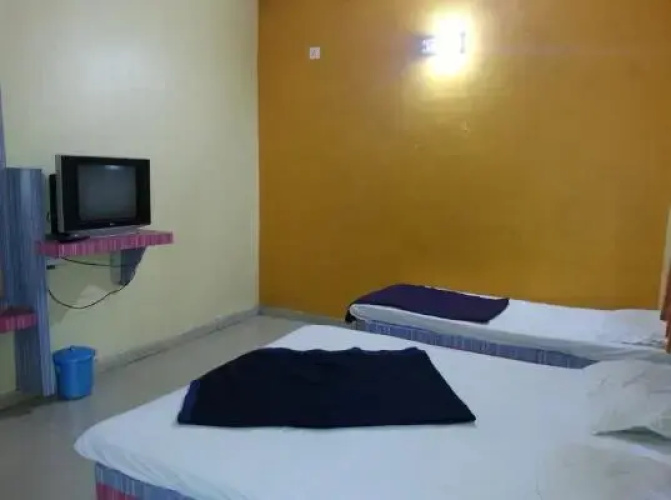 Hotel Sai Bansi