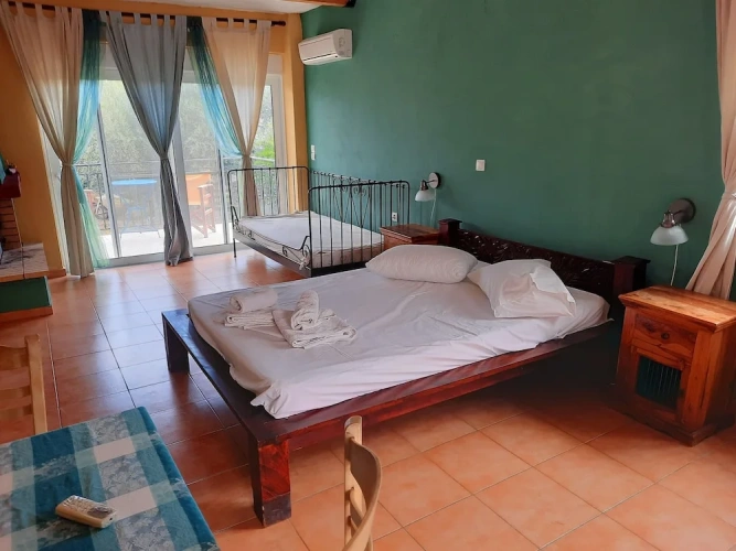 Single Studio with balcony