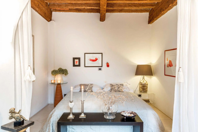 Casa Regula in Lucca
