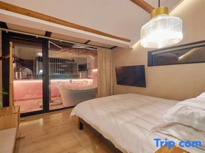 Standard Double room with mountain view