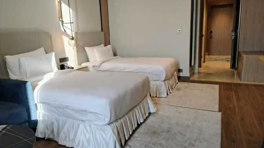 Mh1 Resort