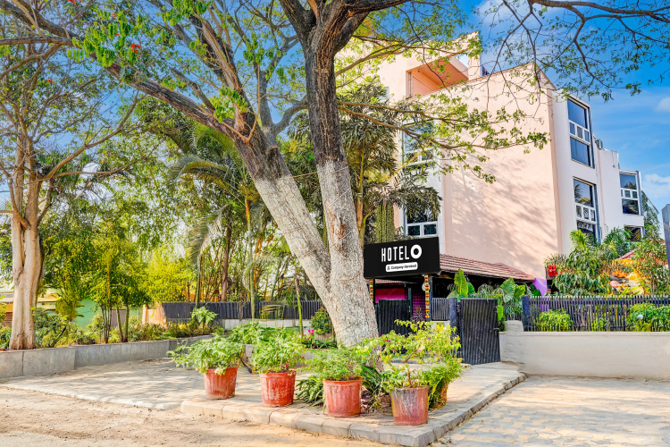 Hotel O Devangothi Railway station Banglore