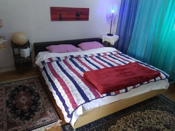 2 Bedrooms Cottage