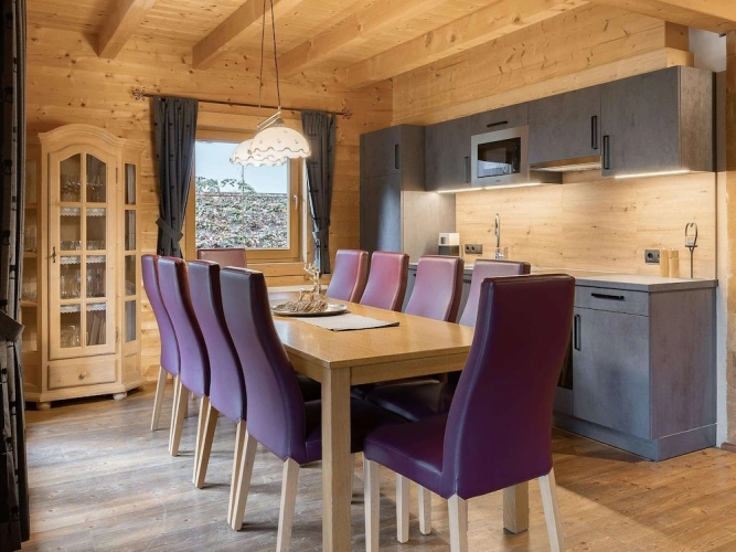 5 Bedrooms Comfort Chalet with balcony