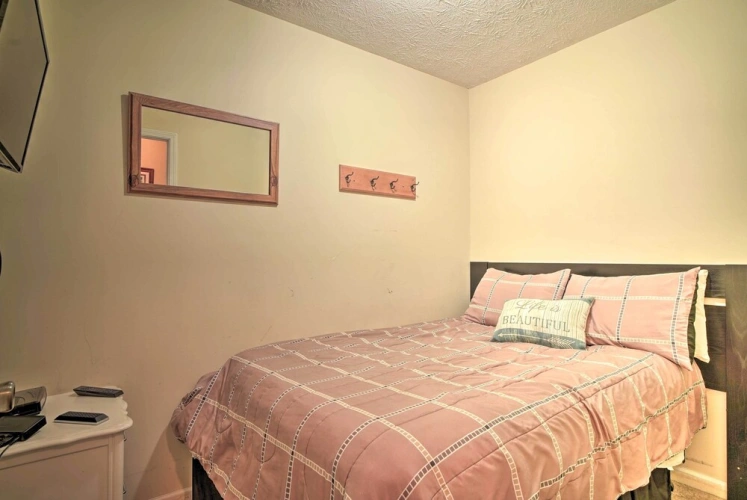 4 Bedrooms Cottage
