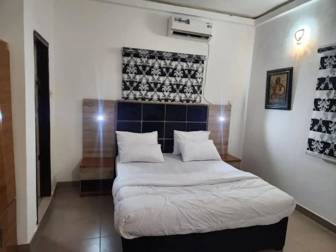 2 Bedrooms Apartment with balcony
