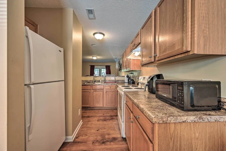 2 Bedrooms Apartment