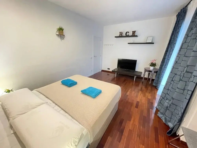 Rooms Nuevo Paris