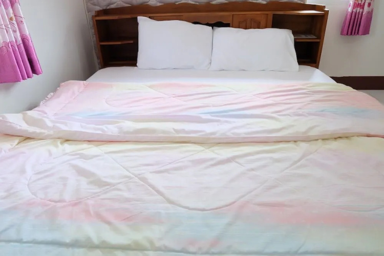 Baan Klang Nam Resort