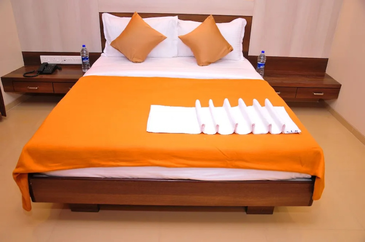 Aakash Hotel