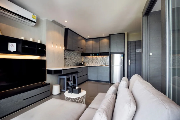 Chic Suite B704 at Citygate Kamala