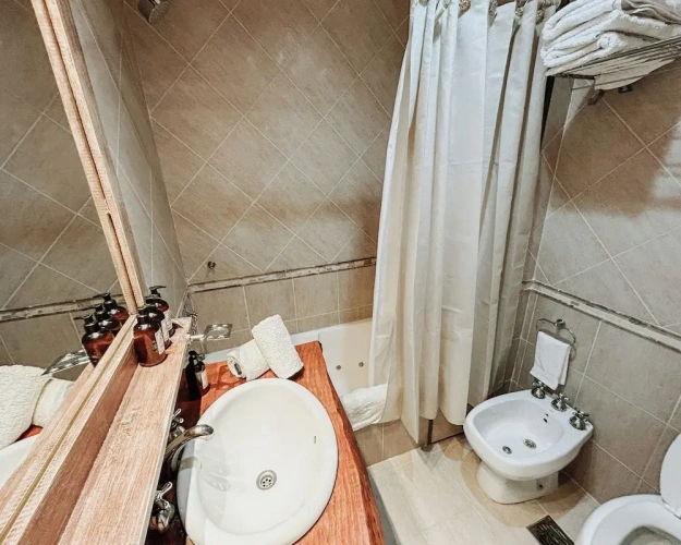 Standard Triple room with garden view