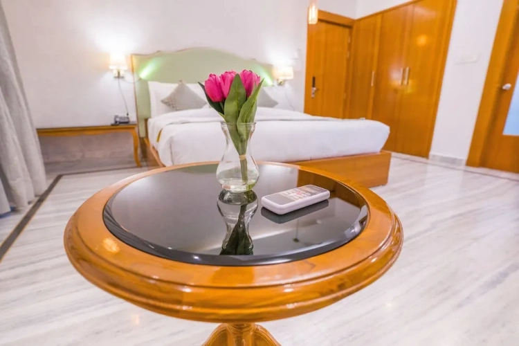Grand room