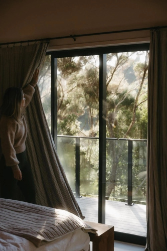 Treehouse Hideaway