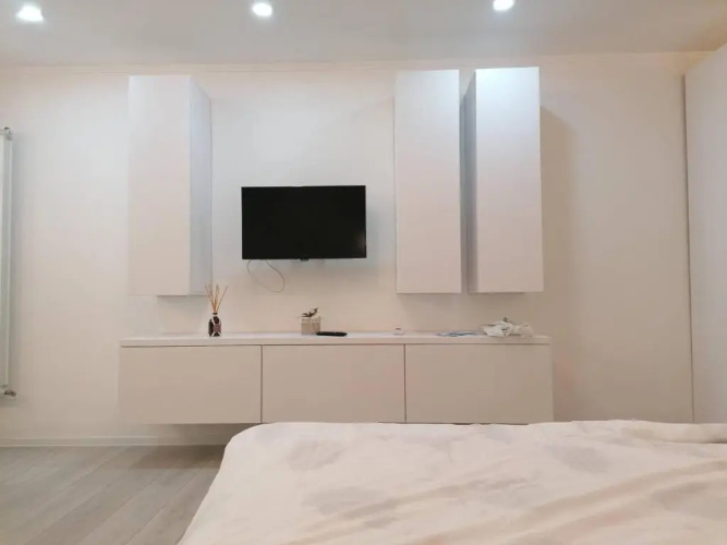White studio