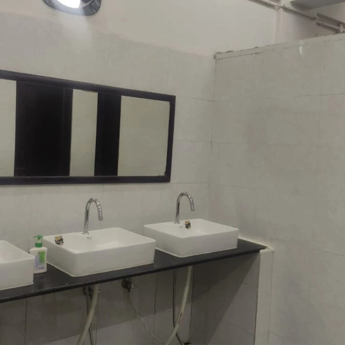 Abuzz Oxfordcaps Bannerghatta - Campus Accommodation