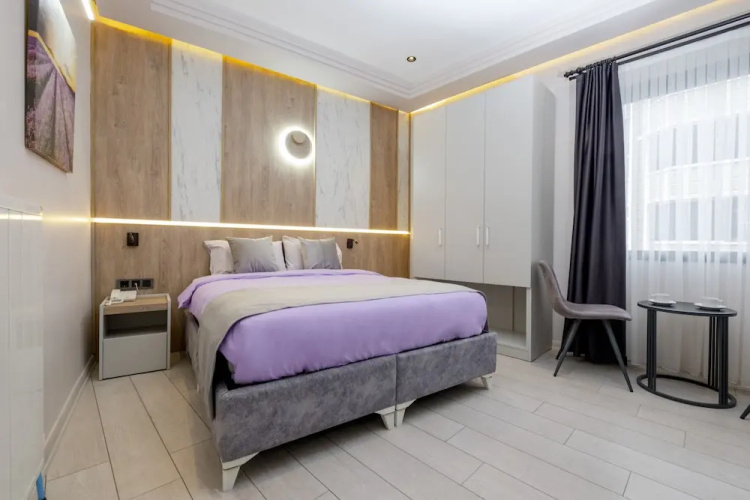 Lavender Airport Hotel