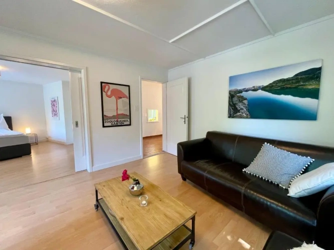 2 Bedrooms Apartment