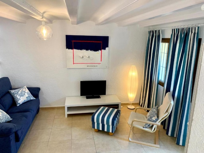 3 Bedrooms Cottage