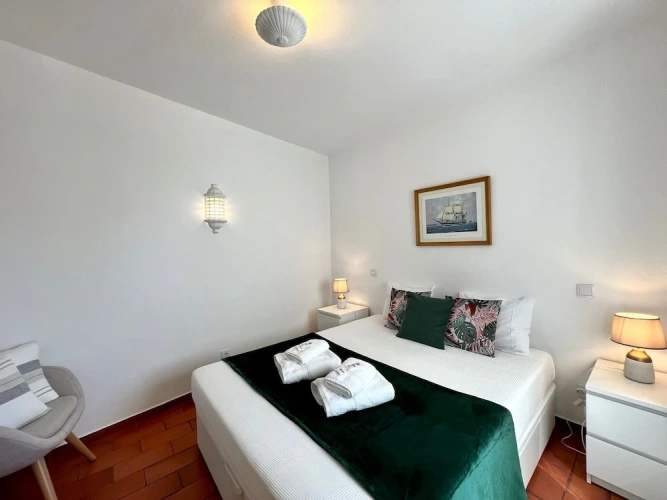 1 Bedroom Apartment with sea view