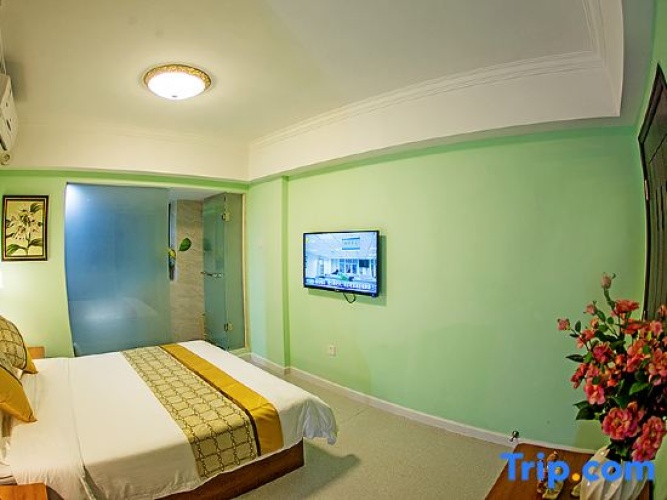Standard Double room with garden view