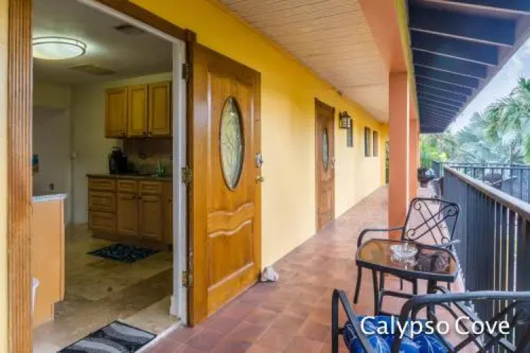 Calypso Cove