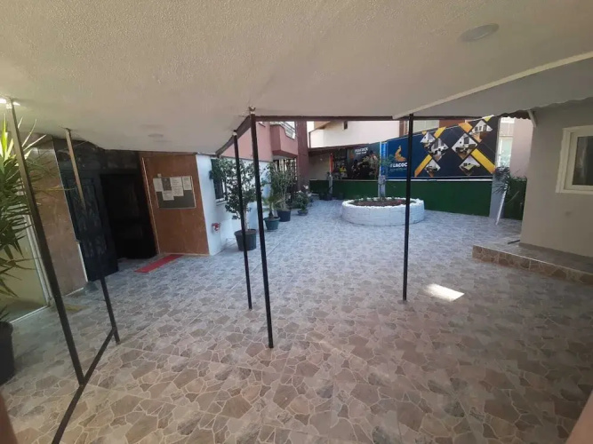 Peacock Apart Otel