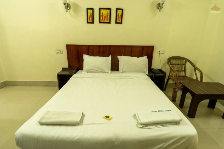 Hotel The King's