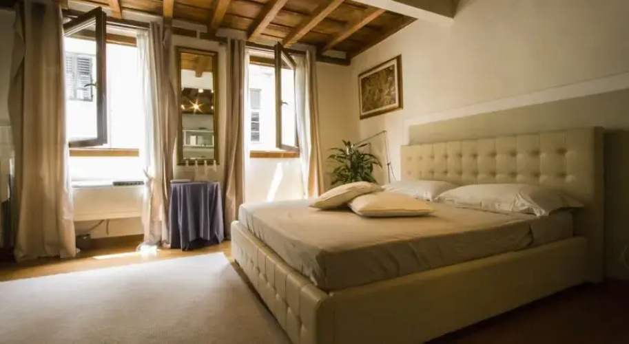 Suite Ghibellina