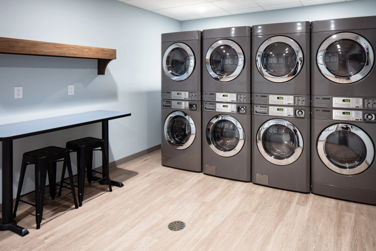 Staybridge Suites Iowa City - Coralville photo 43
