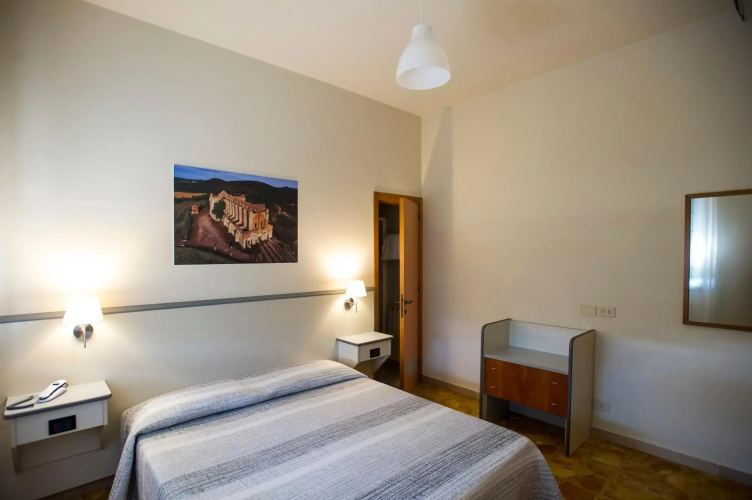 Hotel Porta Ai Tufi