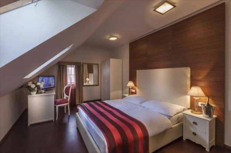 Little King Hotel U Malvaze