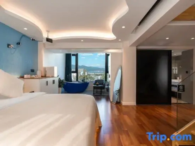Standard Family Duplex room with mountain view