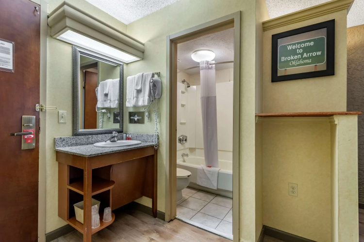 Econo Lodge Broken Arrow - Tulsa
