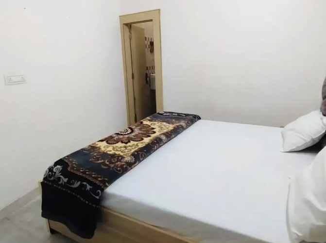 Hotel Meera residency Mathura