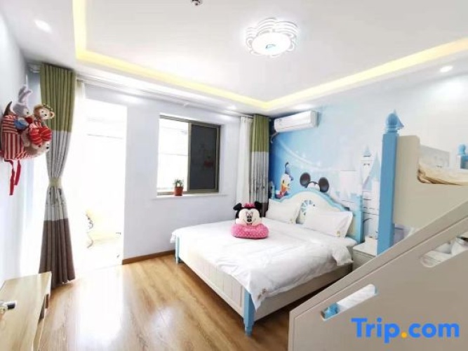 Bed in Dorm
