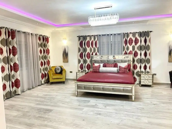 Apartment with balcony
