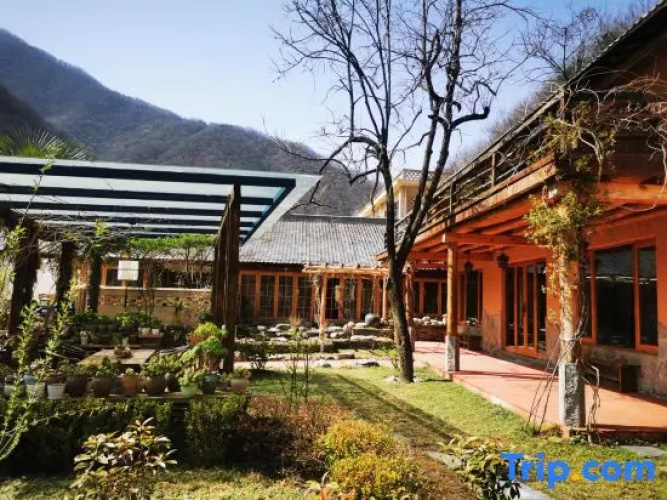 Yangpo Yard