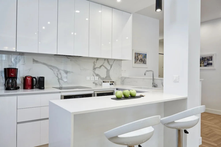 Luxurious Spacious Apt next Hilton Area